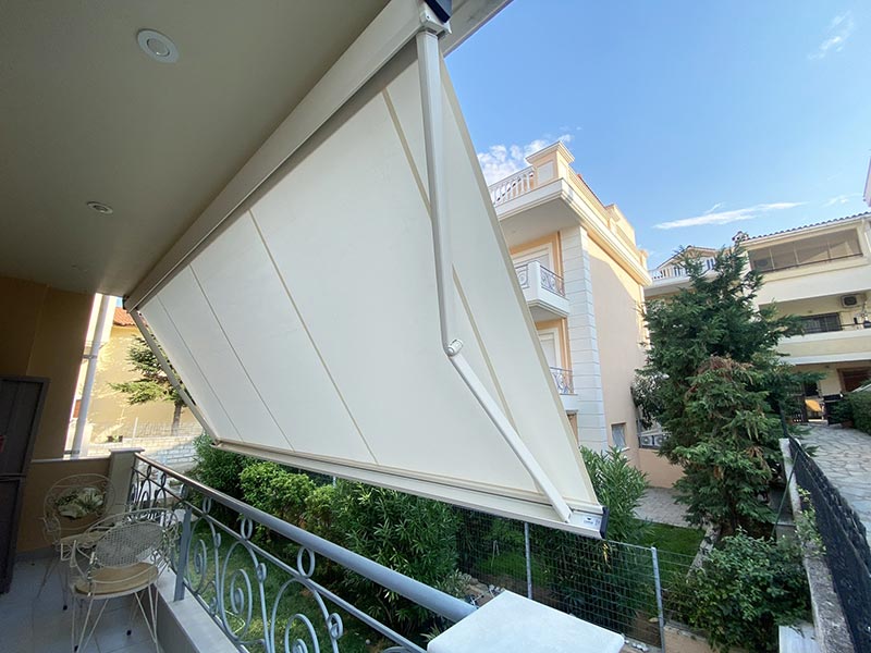 TENTES POLYZOIS: Φωτογραφίες & Βίντεο