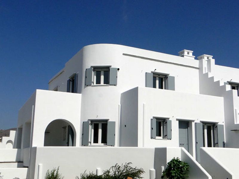 Κουφώματα PVC, Συνθετικά κουφώματα στην Τήνο
