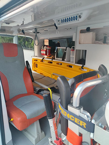 THESS PRIVE AMBULANCE: Φωτογραφίες & Βίντεο