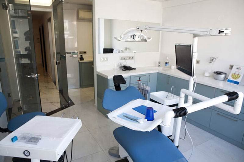 THE DENTAL CLINIC - ΚΑΛΤΣΑΣ ΑΛΕΞΑΝΔΡΟΣ: Φωτογραφίες & Βίντεο