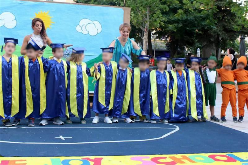 THE JOY SCHOOL: Φωτογραφίες & Βίντεο