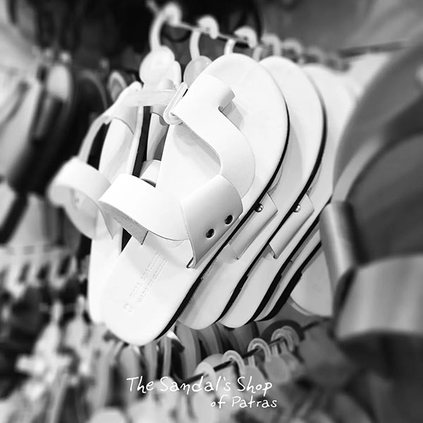 THE SANDAL'S SHOP OF PATRAS - ΑΛΕΞΟΠΟΥΛΟΣ ΜΑΡΙΟΣ: Φωτογραφίες & Βίντεο