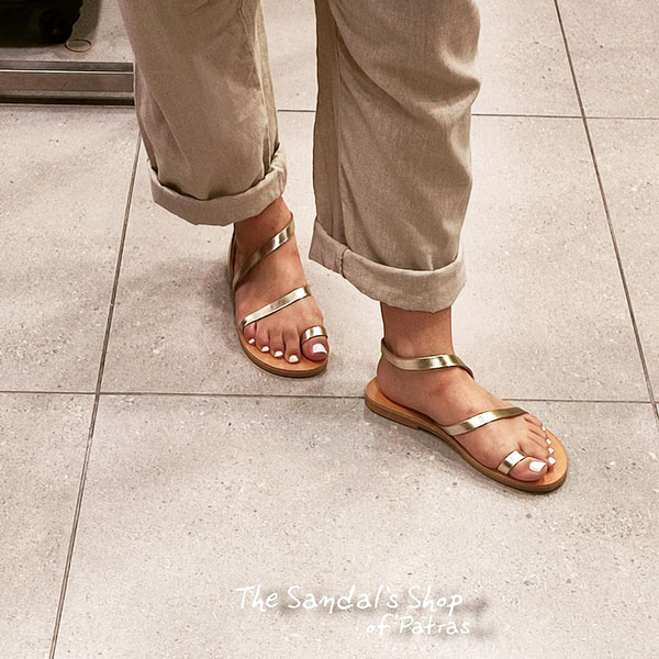 THE SANDAL'S SHOP OF PATRAS - ΑΛΕΞΟΠΟΥΛΟΣ ΜΑΡΙΟΣ: Φωτογραφίες & Βίντεο