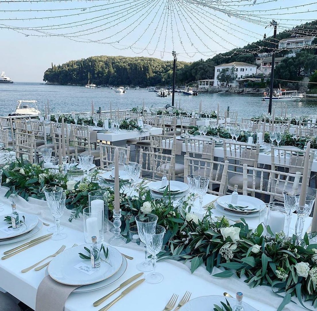 THOMAS'S PLACE TRADITIONAL BEACHSIDE TAVERNA: Φωτογραφίες & Βίντεο