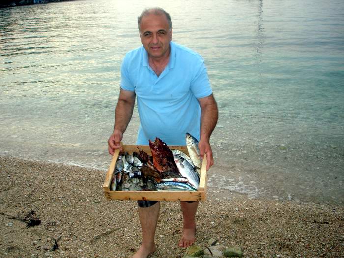 THOMAS'S PLACE TRADITIONAL BEACHSIDE TAVERNA: Φωτογραφίες & Βίντεο