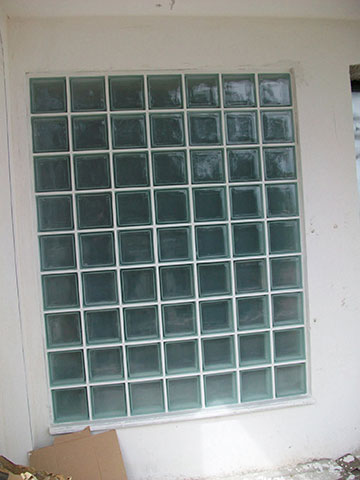 TILES A MARBLE - ΜΠΟΛΑΝΟ: Φωτογραφίες & Βίντεο