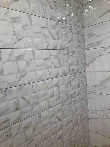 TILES A MARBLE - ΜΠΟΛΑΝΟ: Φωτογραφίες & Βίντεο