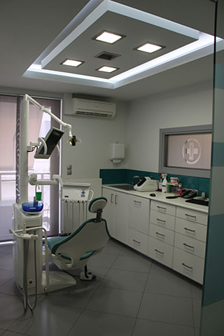 TOOTHCARE - ΣΠΙΝΟΣ ΠΕΤΡΟΣ DDS, MSc: Φωτογραφίες & Βίντεο