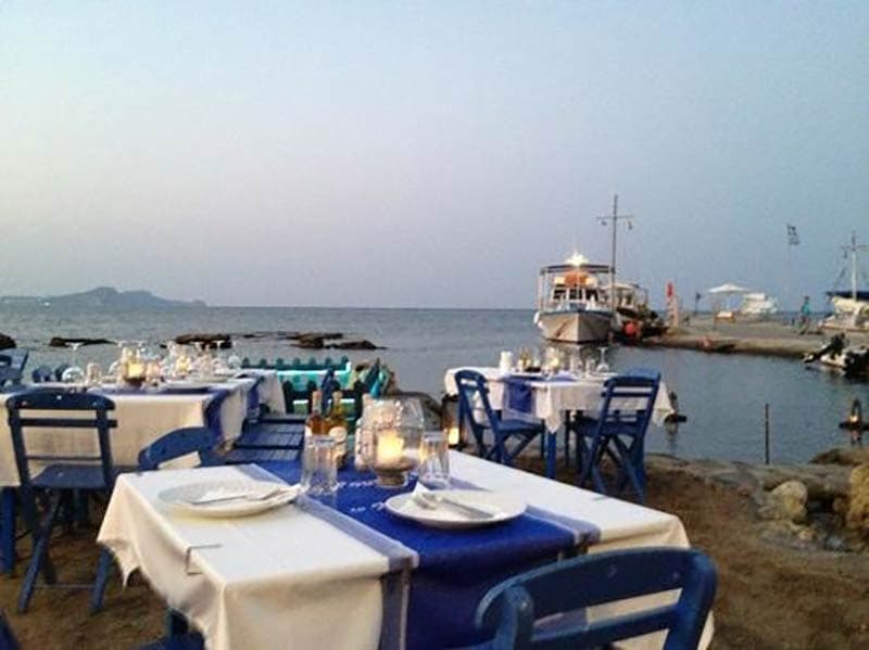 TO PALIO NISAKI: Φωτογραφίες & Βίντεο