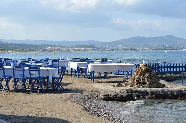 TO PALIO NISAKI: Φωτογραφίες & Βίντεο