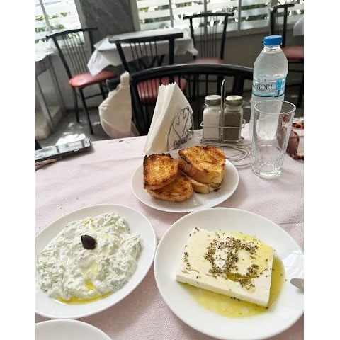 TO STEKI: Φωτογραφίες & Βίντεο