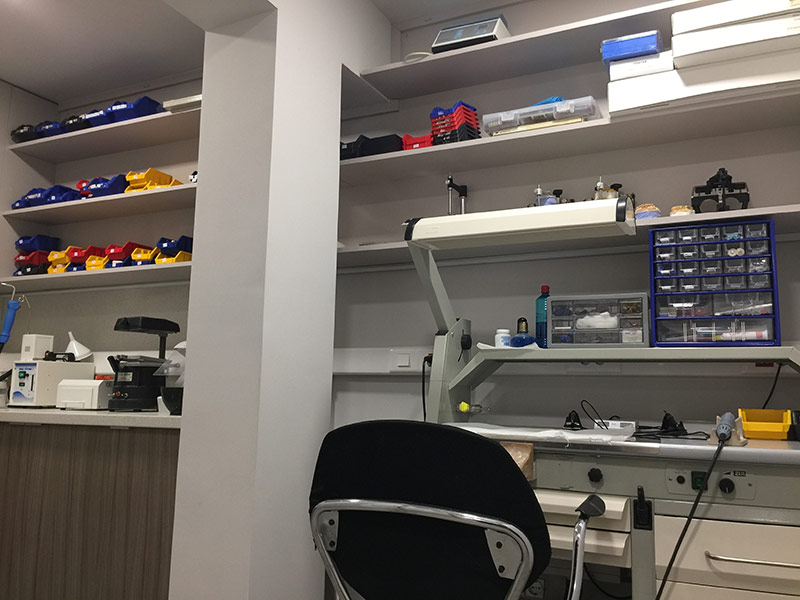 TRAKAS THEODOROS - ORAL HEALTH CARE: Φωτογραφίες & Βίντεο