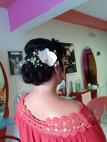 TRESS SALON BY AGAPI: Φωτογραφίες & Βίντεο