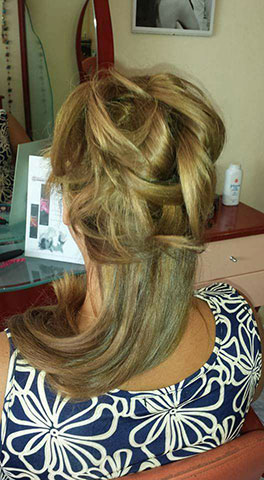TRESS SALON BY AGAPI: Φωτογραφίες & Βίντεο