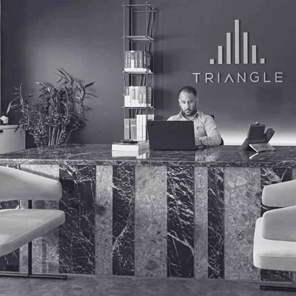 TRIANGLE - PREMIUM FINANCIAL SERVICES: Φωτογραφίες & Βίντεο