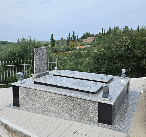 TRIANTOPOULOS CHRISTOS: Φωτογραφίες & Βίντεο