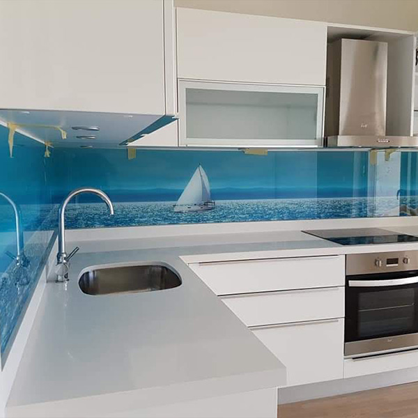 TSANOS GLASSTECH: Φωτογραφίες & Βίντεο