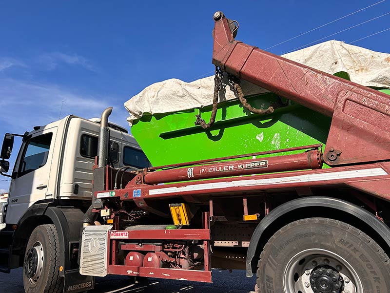 TSELIKA RECYCLING: Φωτογραφίες & Βίντεο