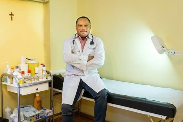 ΤΣΙΖΑΝΟΥ ΧΑΡΑΛΑΜΠΟΣ ΦΕΡΝΑΝΤ MD, PHD: Φωτογραφίες & Βίντεο