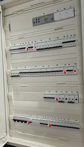 TST ELECTRICAL: Φωτογραφίες & Βίντεο