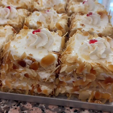 TUTTI - FRUTTI: Φωτογραφίες & Βίντεο