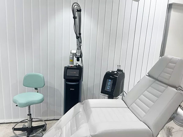 TZAFERI DERMACLINIC - TZAFERI EVAGGELIA: Φωτογραφίες & Βίντεο