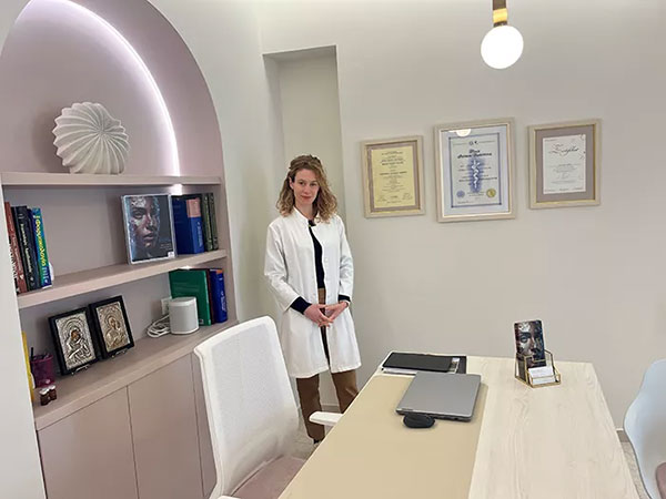 TZAFERI DERMACLINIC - TZAFERI EVAGGELIA: Φωτογραφίες & Βίντεο