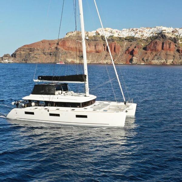 VACATION INTO PREMIUM: Φωτογραφίες & Βίντεο