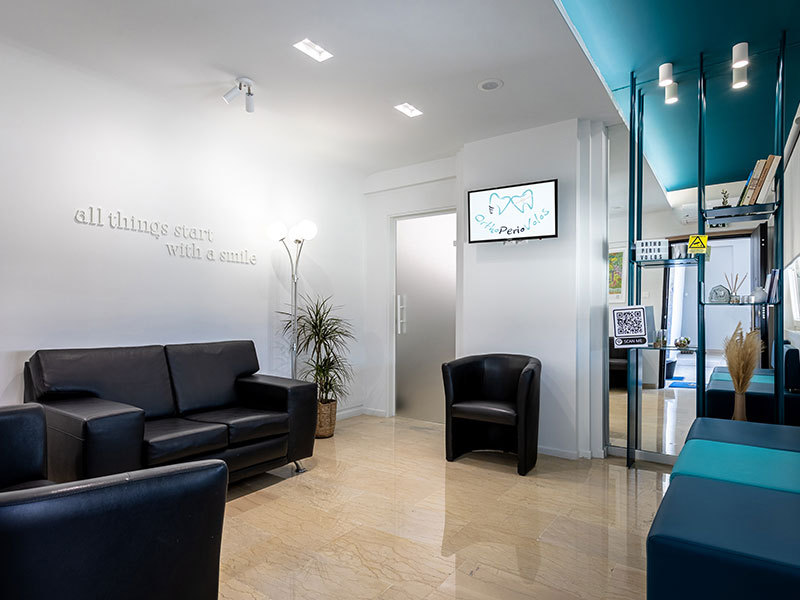 VAGDOUTI TRIANTAFYLLIA DDS MSc - ORTHO PERIO VOLOS: Φωτογραφίες & Βίντεο