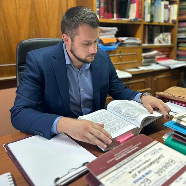 VALADAKIS E. IOANNIS: Φωτογραφίες & Βίντεο