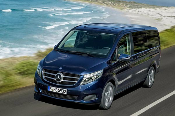 VAZEOS CAR - MOTO RENTAL: Φωτογραφίες & Βίντεο