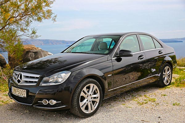 VAZEOS CAR - MOTO RENTAL: Φωτογραφίες & Βίντεο