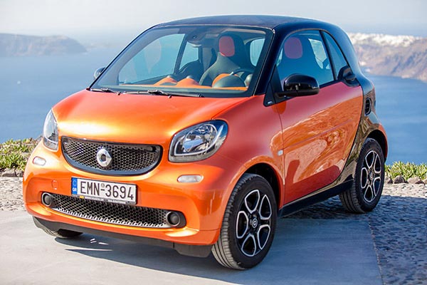 VAZEOS CAR - MOTO RENTAL: Φωτογραφίες & Βίντεο