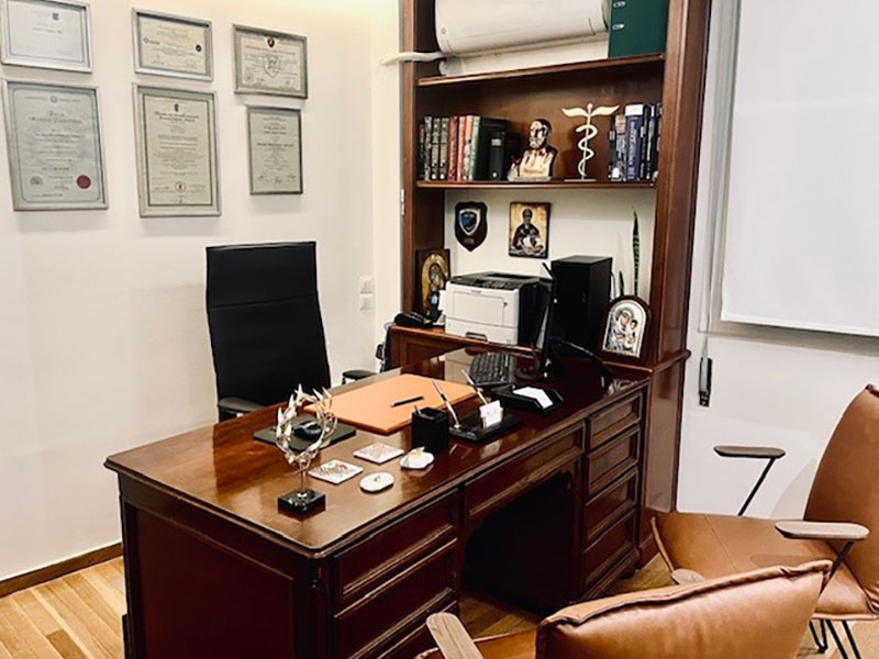 ΒΟΥΛΓΑΡΗΣ ΝΙΚΟΛΑΟΣ MD, MSc, PhD: Φωτογραφίες & Βίντεο
