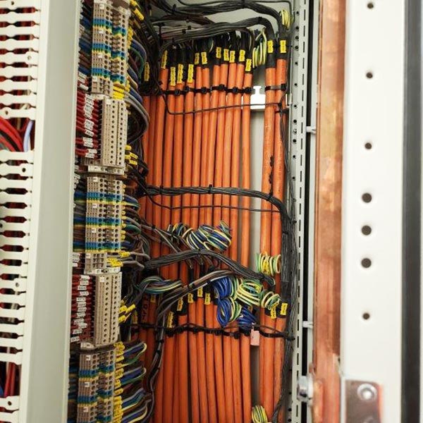 V&T ELECTROTECHNIC EE: Φωτογραφίες & Βίντεο