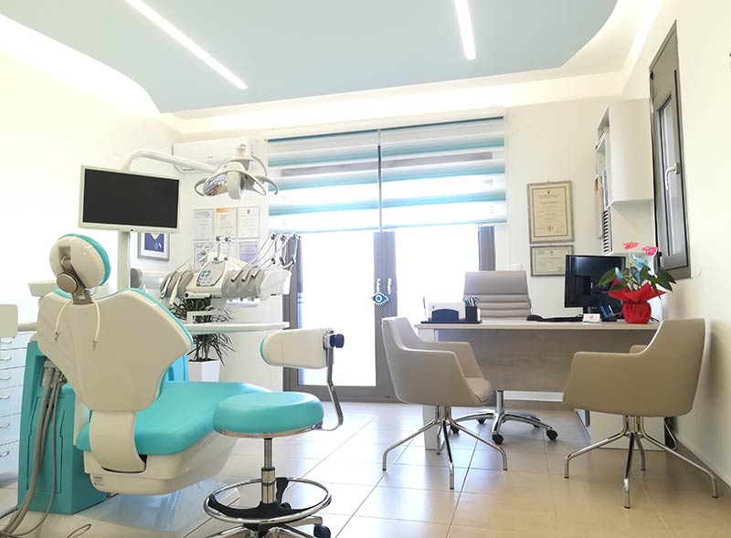 ΞΗΡΟΥΧΑΚΗ ΦΑΙΔΡΑ - CRETEORTHODONTICS: Φωτογραφίες & Βίντεο
