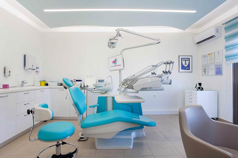 ΞΗΡΟΥΧΑΚΗ ΦΑΙΔΡΑ - CRETEORTHODONTICS: Φωτογραφίες & Βίντεο