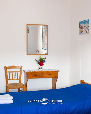 YVONNI STUDIOS: Φωτογραφίες & Βίντεο