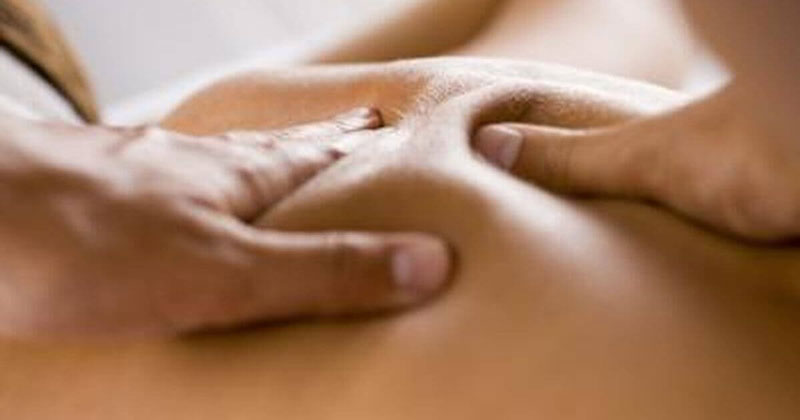 Therapeutic shiatsu massage