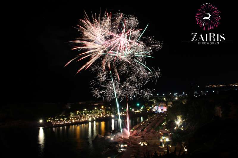 ZAIRIS FIREWORKS: Φωτογραφίες & Βίντεο