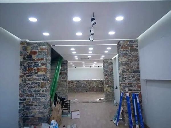 ZELA CONSTRUCTIONS: Φωτογραφίες & Βίντεο