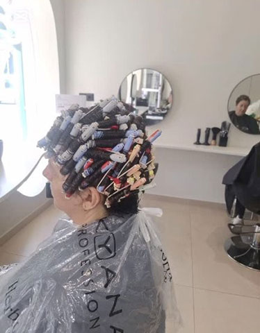 ZOE HAIR SALON: Φωτογραφίες & Βίντεο