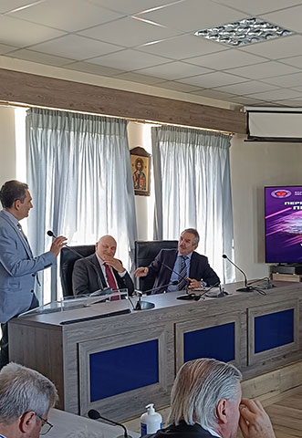 ΖΟΜΠΟΛΟΣ ΣΠΥΡΙΔΩΝ: Φωτογραφίες & Βίντεο