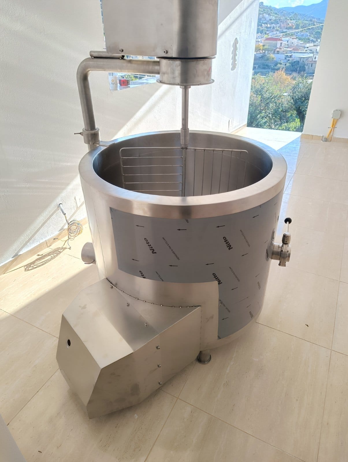 Αυτόνομοι βραστήρες γάλακτος από 100lt έως 1000lt